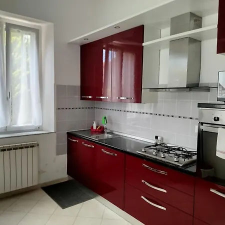 Handy Location * La Spezia